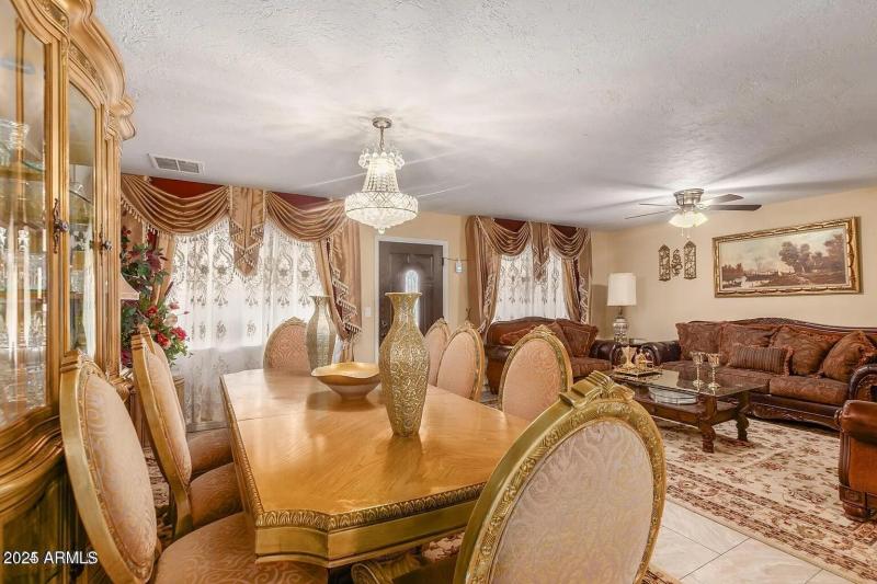 10 - Dining & Living Room