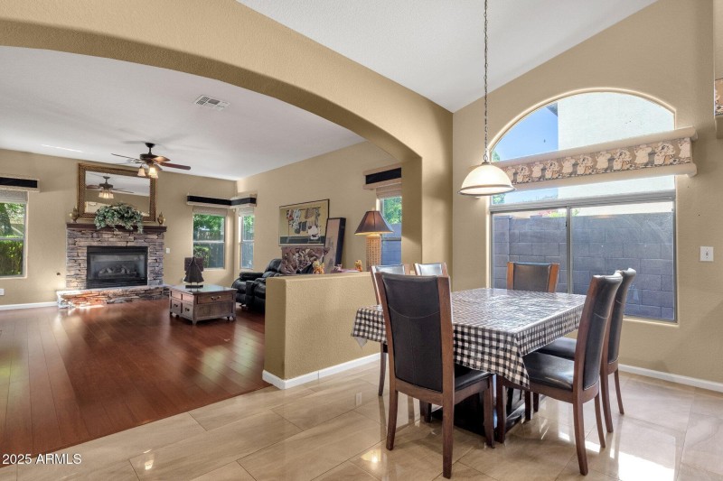 Breakfast Room