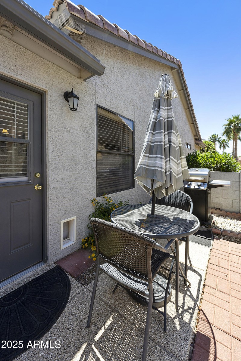 Side yard entry