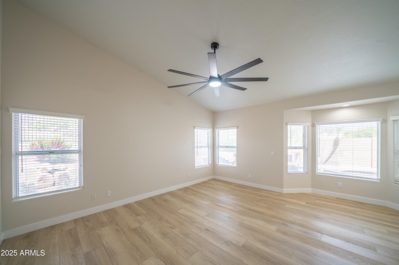 39-DSC03707-HDR