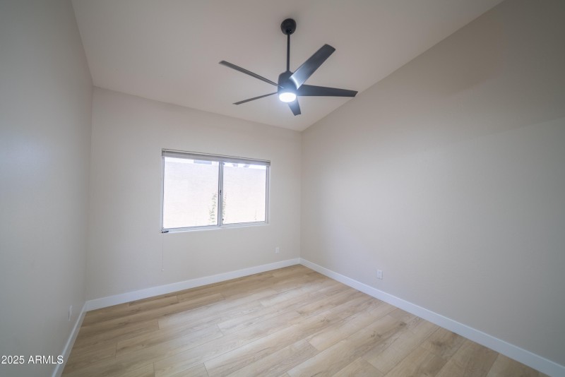 69-DSC03686-HDR