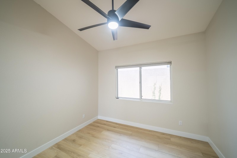 70-DSC03689-HDR