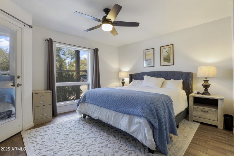 Master Bedroom (1)