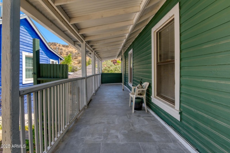 Private Porch Unit 2