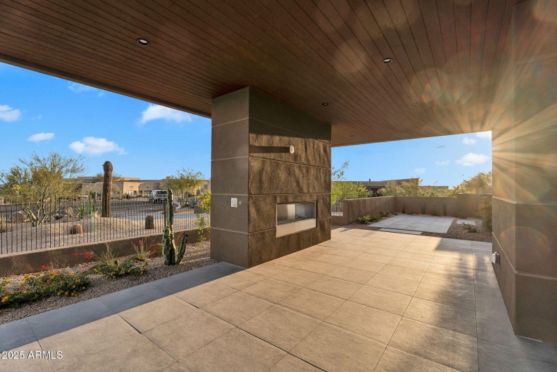 8-web-or-mls-10354 E Celestial Dr-08