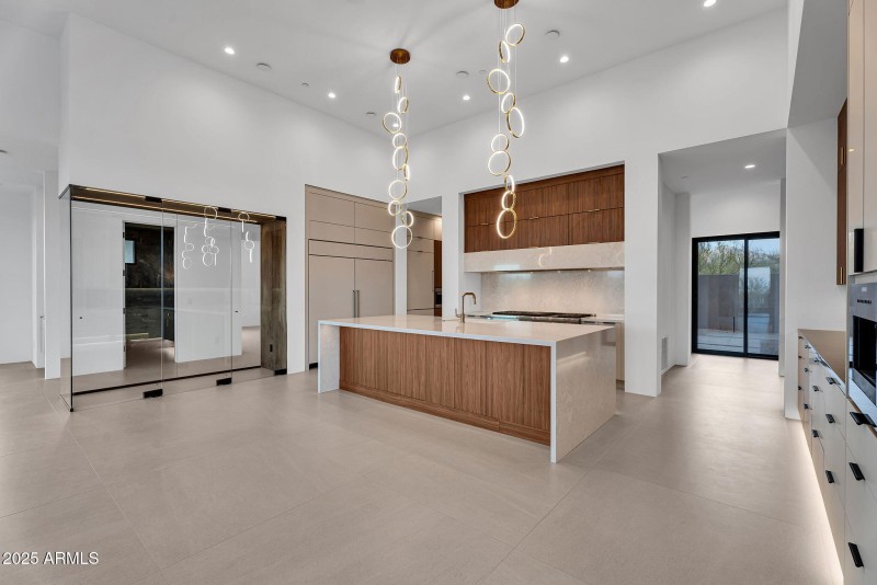 14-web-or-mls-10354 E Celestial Dr-14