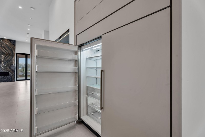 21-web-or-mls-10354 E Celestial Dr-21
