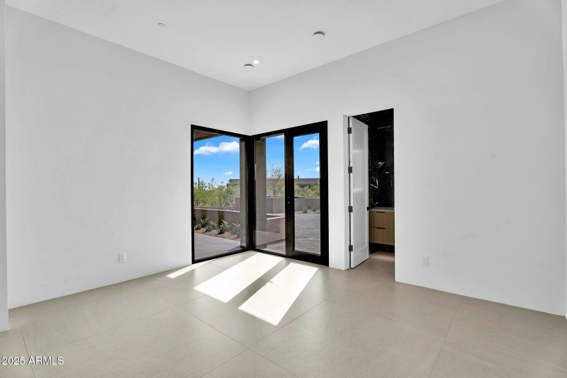 34-web-or-mls-10354 E Celestial Dr-34