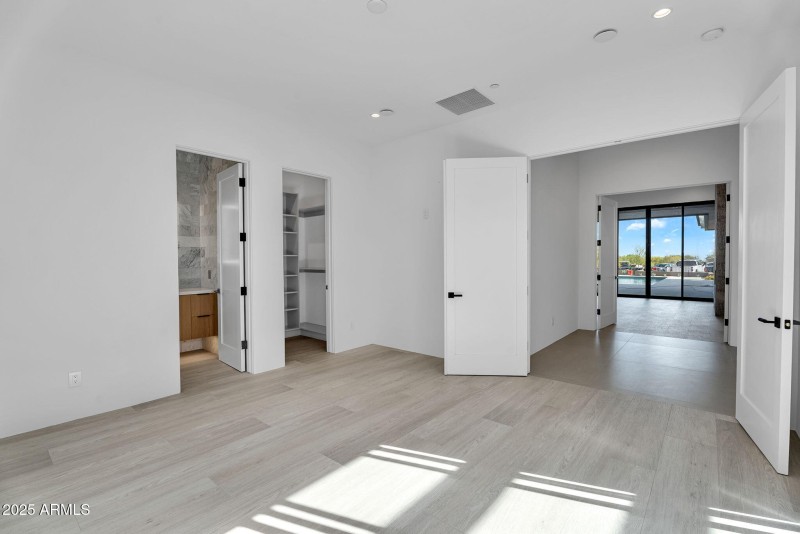 42-web-or-mls-10354 E Celestial Dr-42