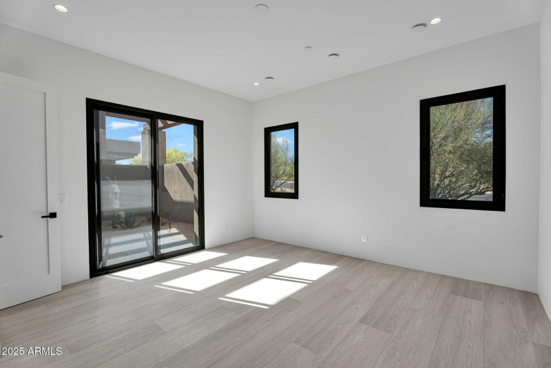 43-web-or-mls-10354 E Celestial Dr-43