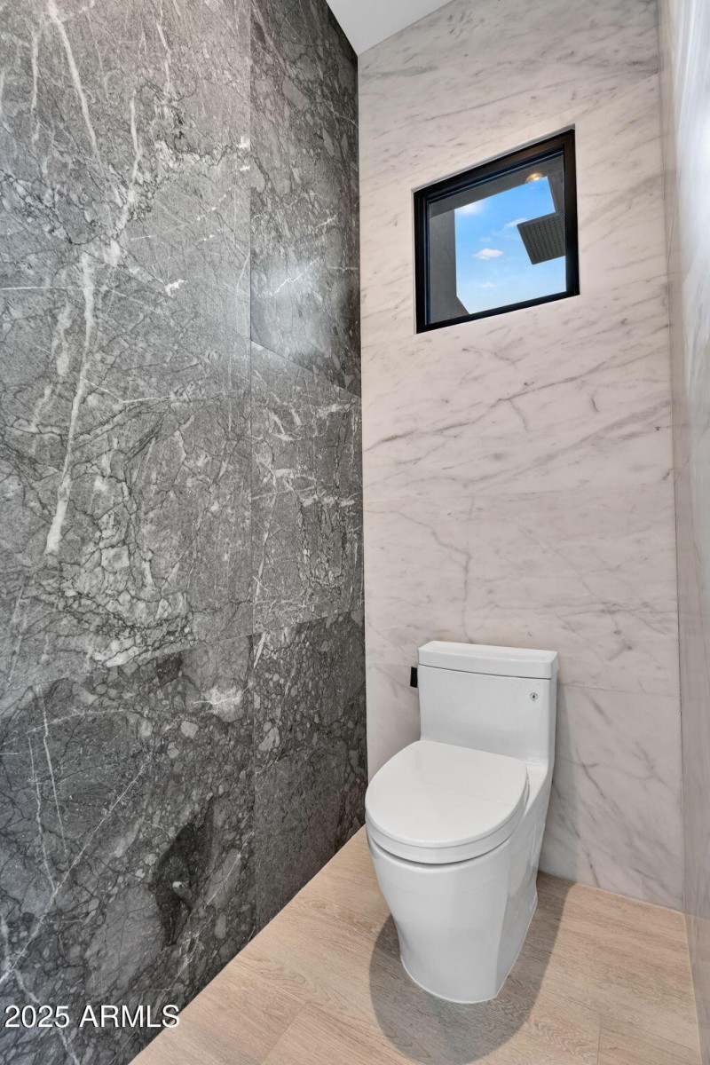 53-web-or-mls-10354 E Celestial Dr-53