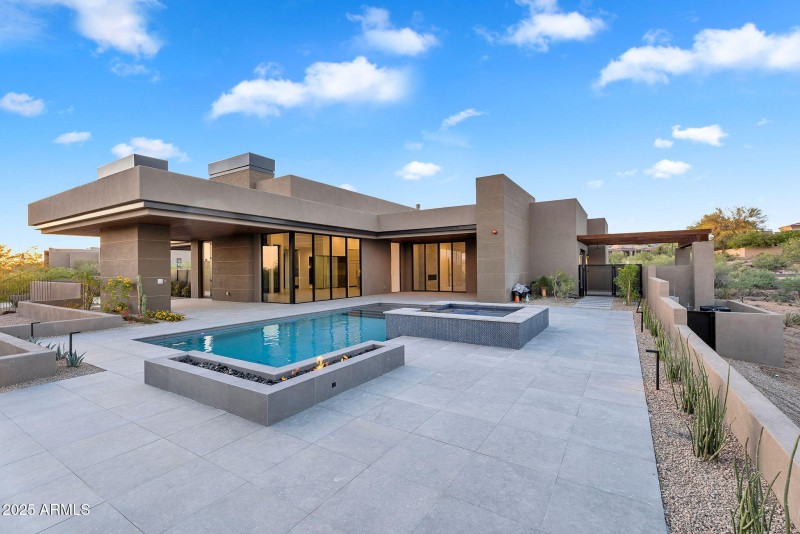 60-web-or-mls-10354 E Celestial Dr-60