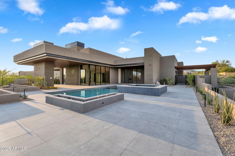 61-web-or-mls-10354 E Celestial Dr-61