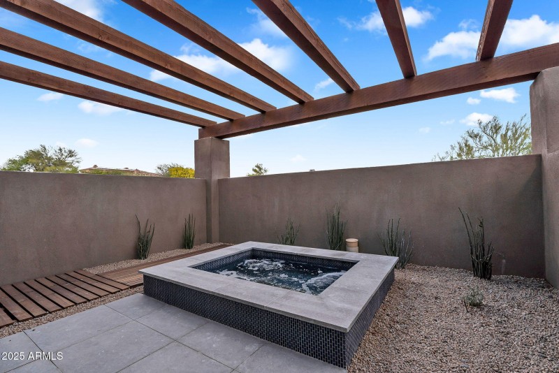 71-web-or-mls-10354 E Celestial Dr-71