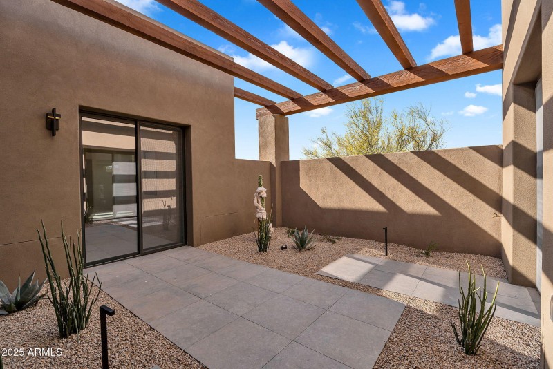 74-web-or-mls-10354 E Celestial Dr-74