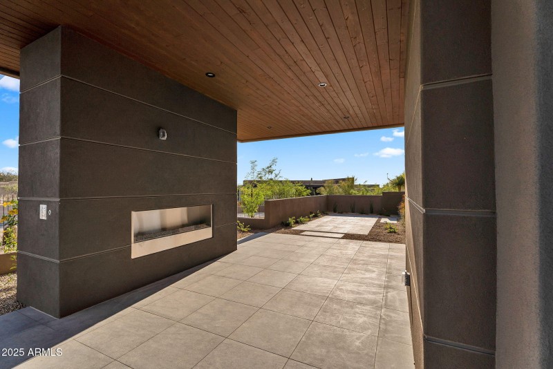77-web-or-mls-10354 E Celestial Dr-77