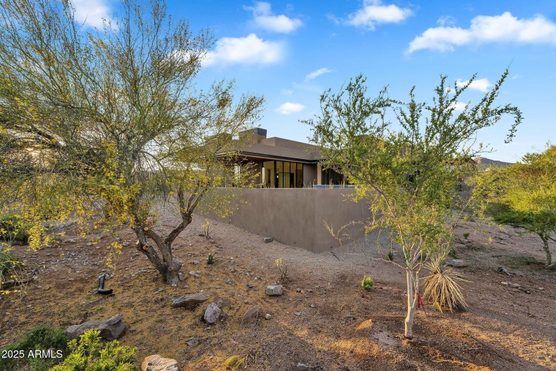 80-web-or-mls-10354 E Celestial Dr-80