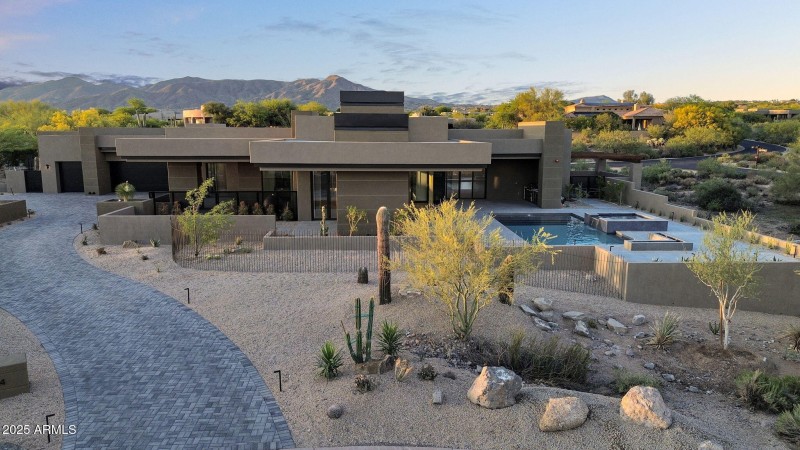 136-web-or-mls-10354 E Celestial Dr Dron