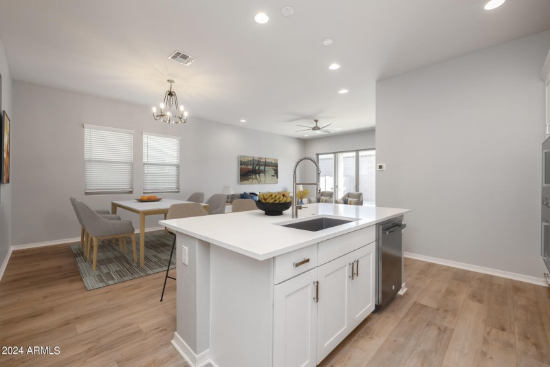 13)KITCHEN_