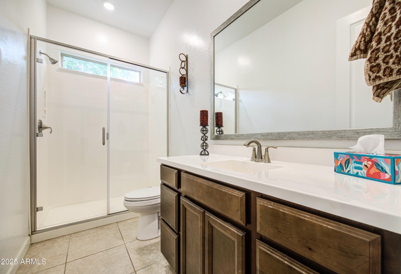 Casita Bath 1