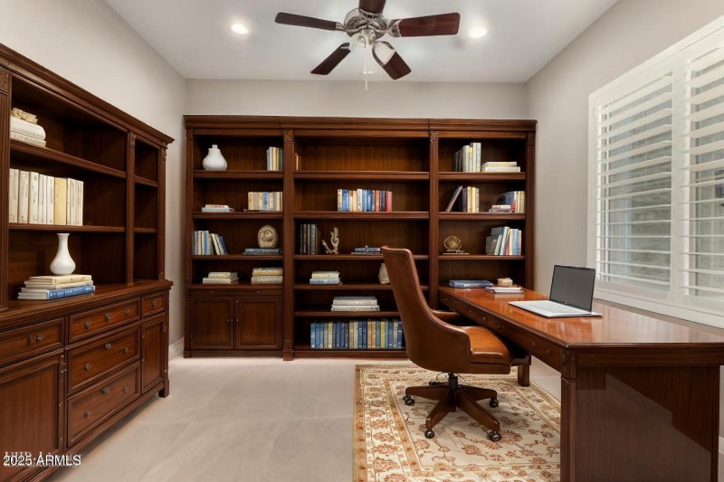 DEN - Home Office - Standard - 7 (2)