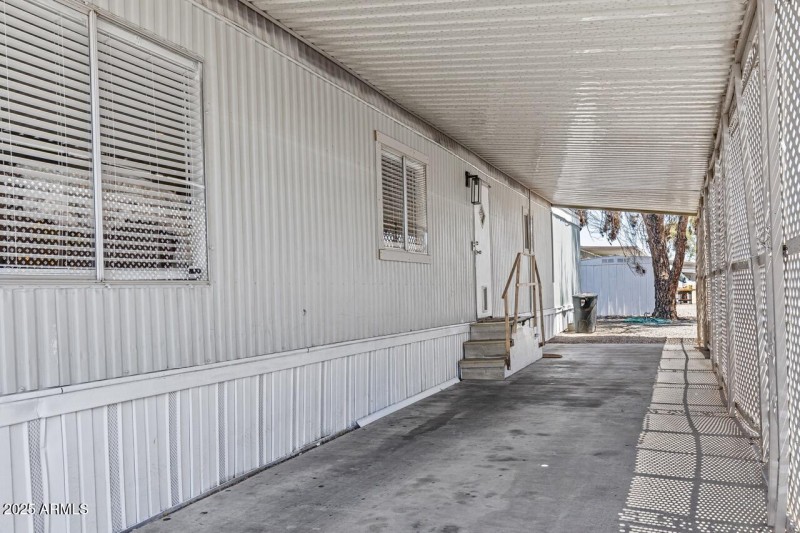 10 Carport