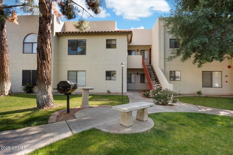 Unit Building