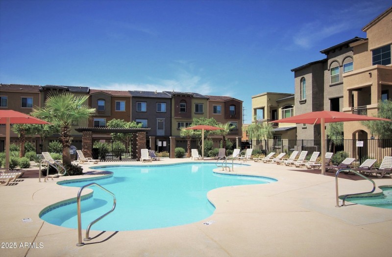 villagio pool