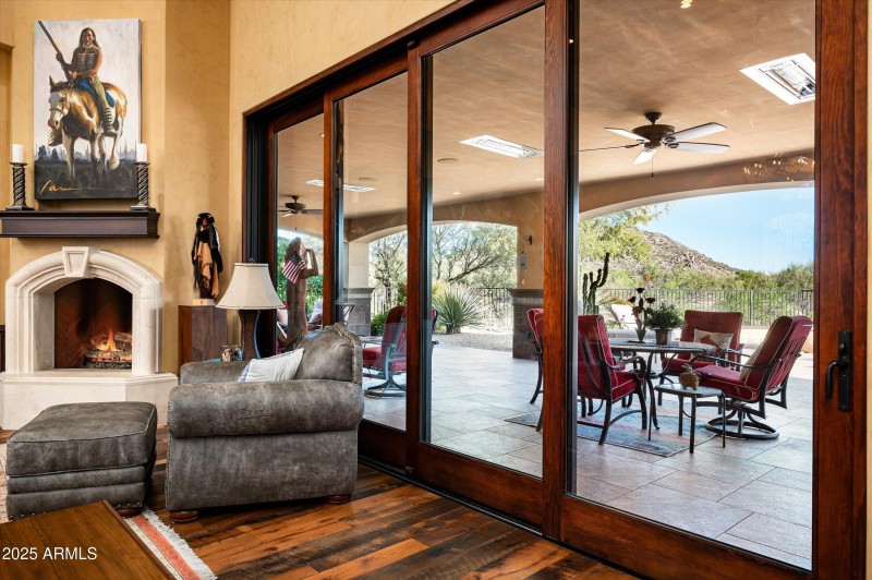 11-7753EWhisperRockTrail-11