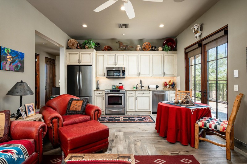 39-7753EWhisperRockTrail-39