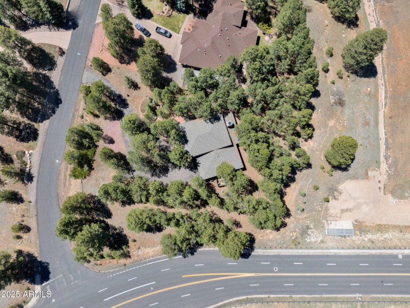 951 N Skyview