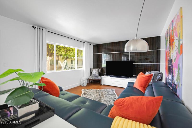 6906 E 4th St unit 4-5