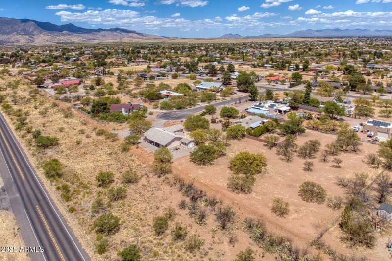 053018-4743 Ojibwa Court