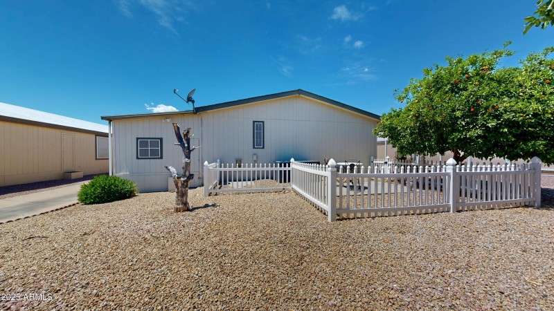 11596-w-sierra-dawn-blvd-33-04302025_122