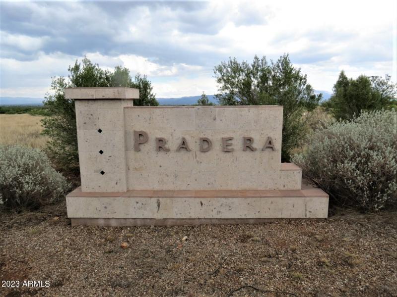 La Pradera Subdivision Entry