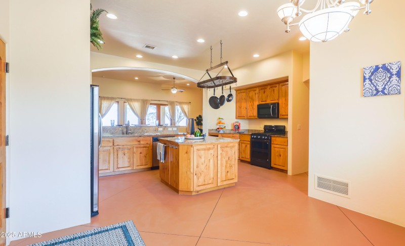 Kitchen TABLE area