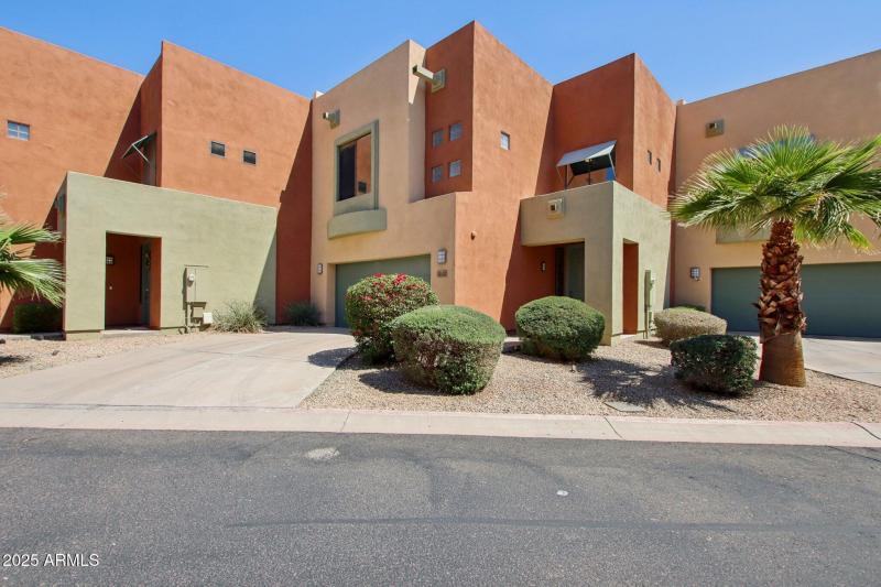 2-web-or-mls-E Roosevelt St-1205-002