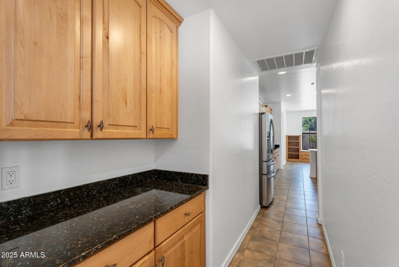 19-web-or-mls-20507 W Daniel Pl -19