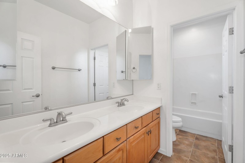 35-web-or-mls-20507 W Daniel Pl -35