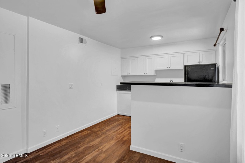 8-web-or-mls-1942 W Berridge Ln-8