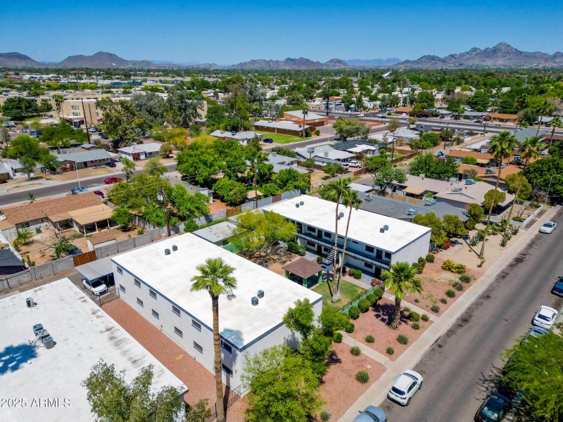 22-web-or-mls-1942 W Berridge Ln-22 NEW