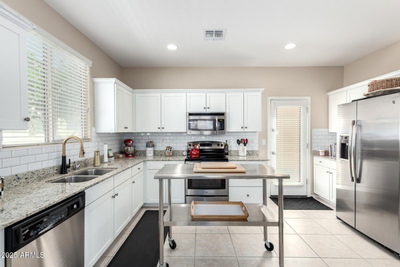 2543 North 73rd Drive