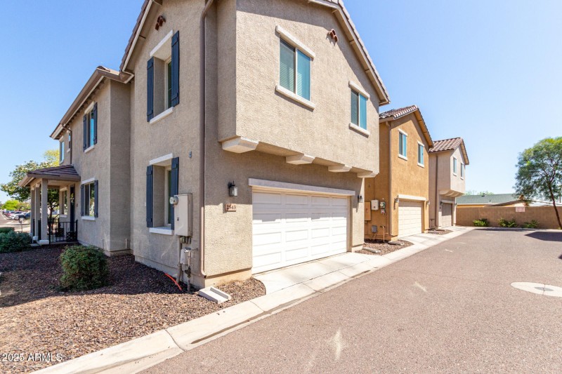 2543 North 73rd Drive