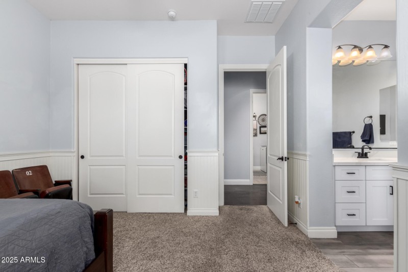 bedroom 3 (Jack and Jill)