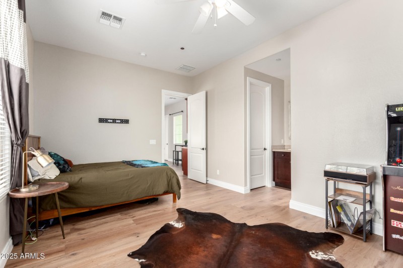 Casita bedroom