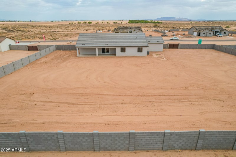 20 - Sandstone Drone