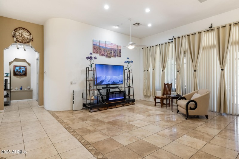 8167 E Sand Flower Dr -