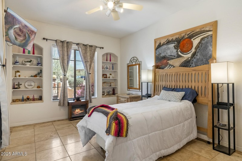 8167 E Sand Flower Dr -