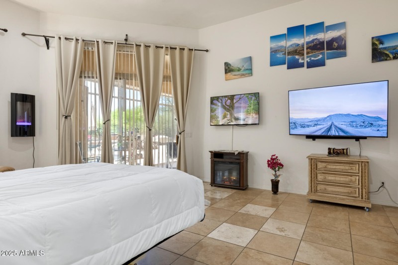8167 E Sand Flower Dr -