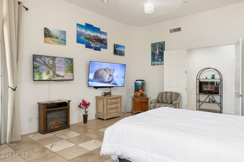 8167 E Sand Flower Dr -